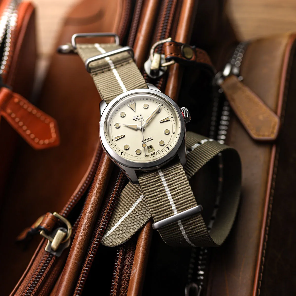 1973 British Military Watch Strap: CADET Marine Nationale - Desert Sand, White Stripe