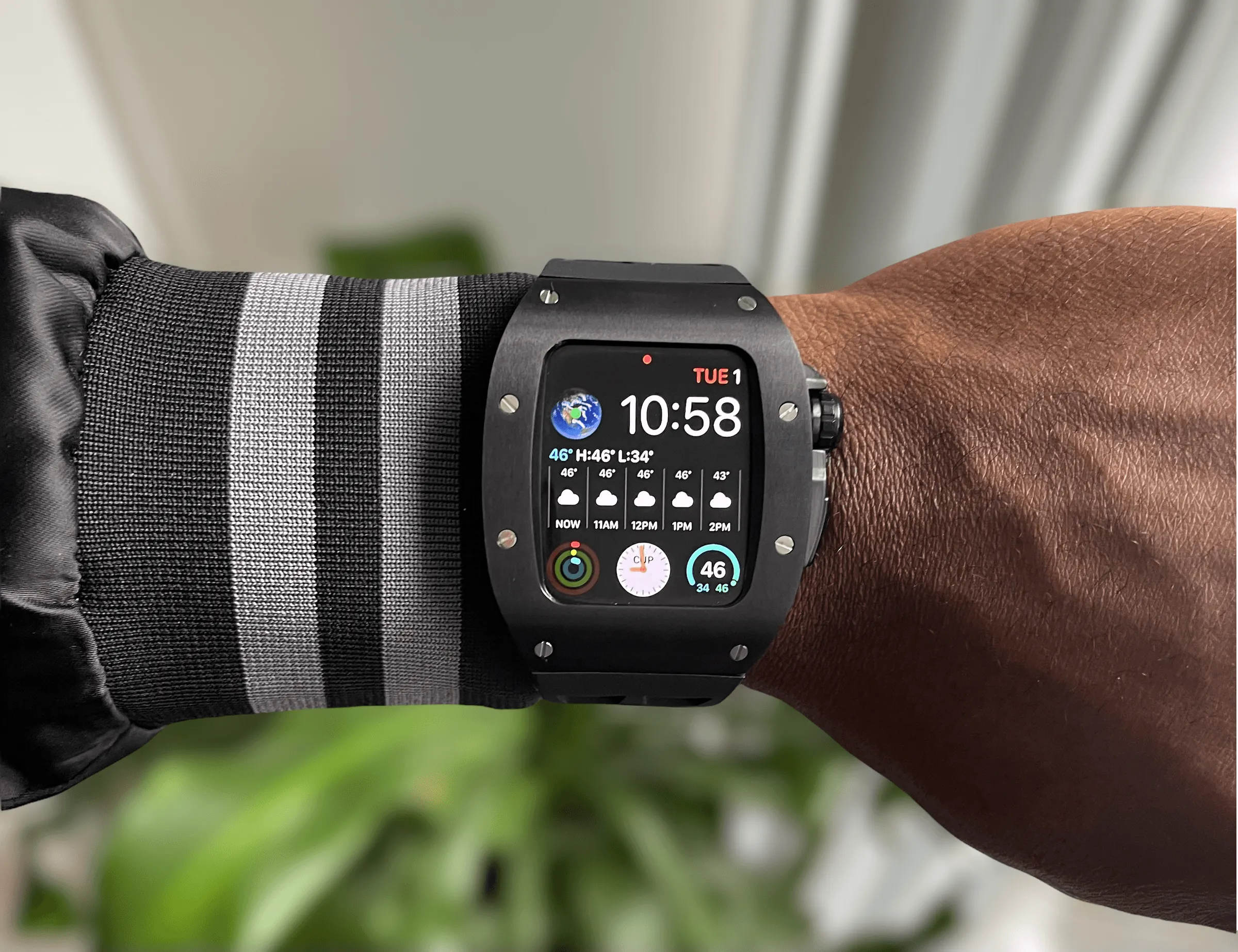 All black Smartwatch Sports case