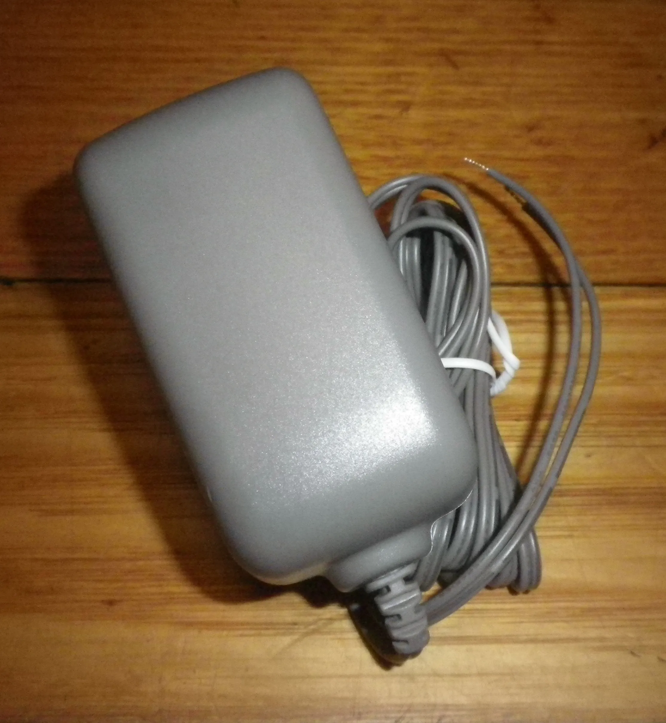 Electrolux ZB3000 Series 18Volt Rapido Battery Charger - Part # 4055775920