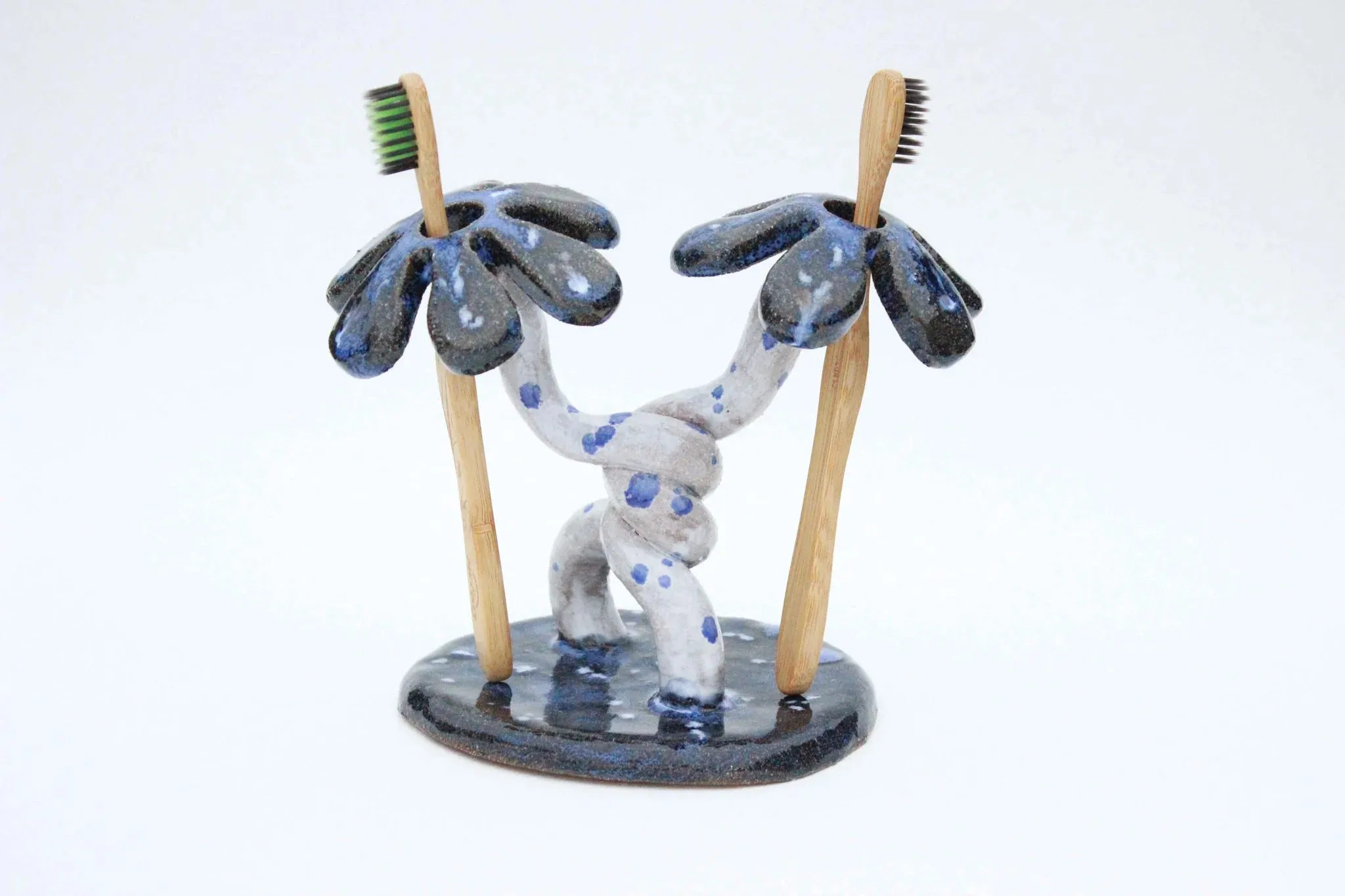 Life Slice | Double Daisy Toothbrush Holder in Blue