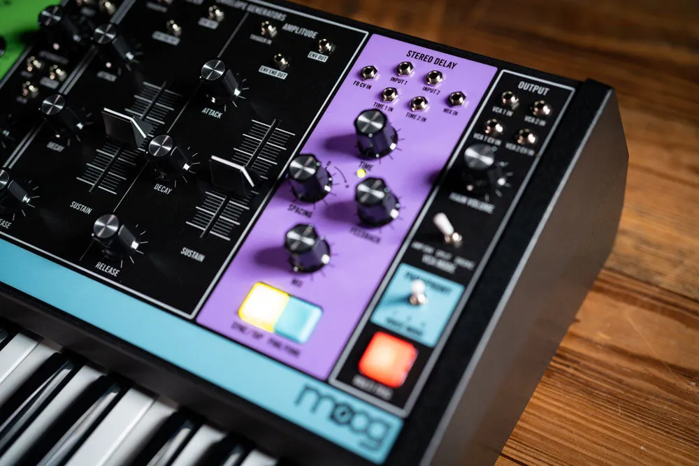 Moog Matriarch Patchable 4-note Paraphonic Analogue Synthesiser