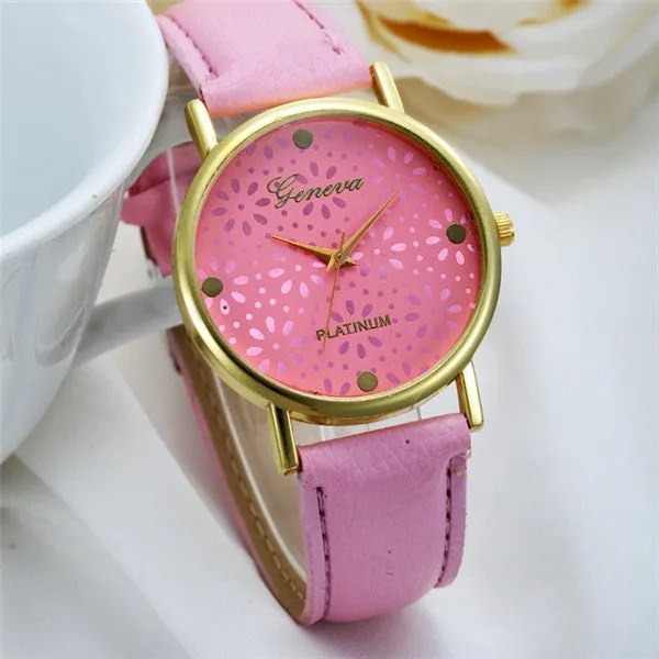 New Simple Style Women Casual Wristwatch Fashion Snowflake Leather Quartz Watch Ladies Dress Watch Relogio Feminino Clock