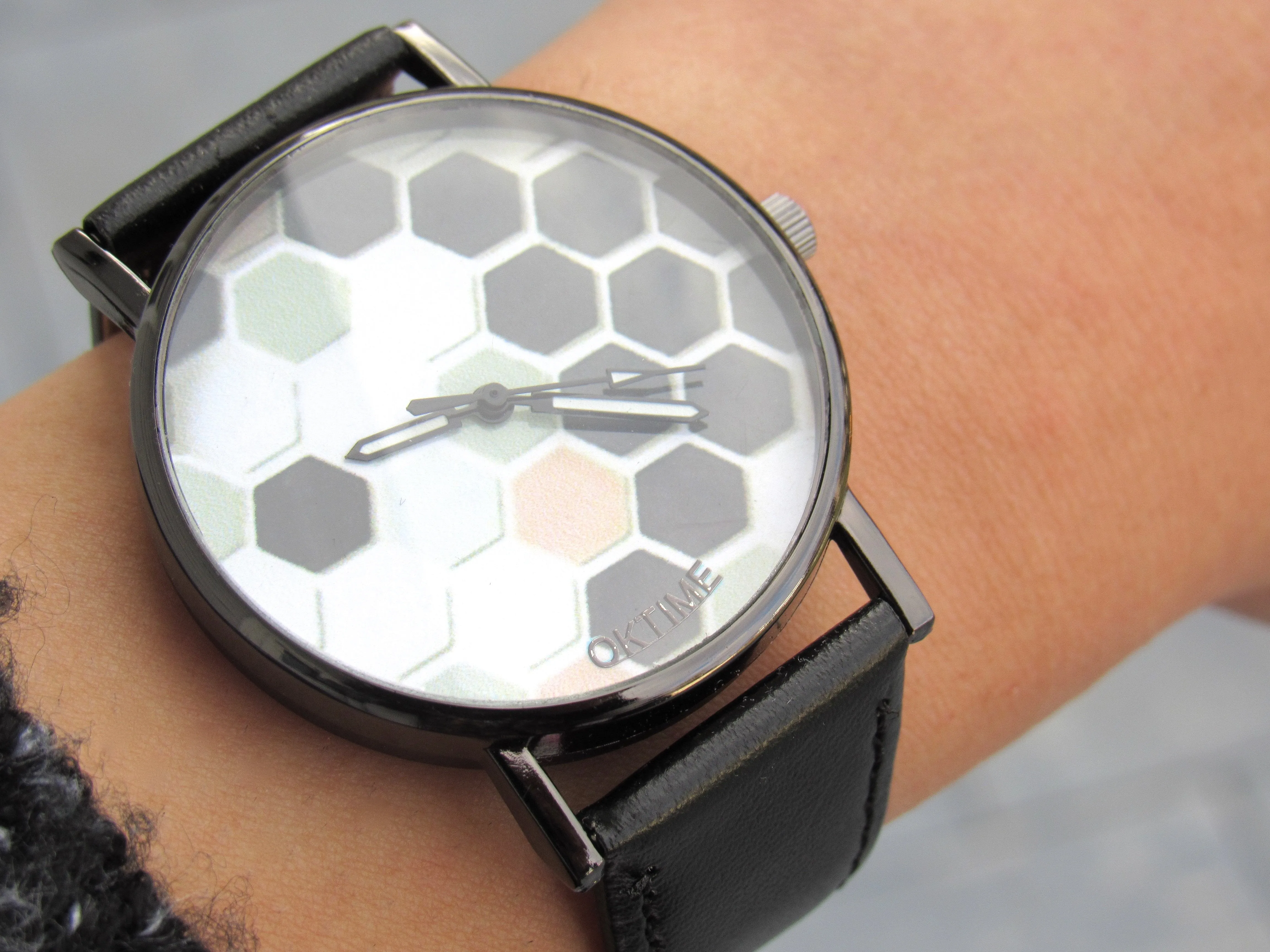 (On Sale!) Honeycomb Watch (7 Strap Colors Available)