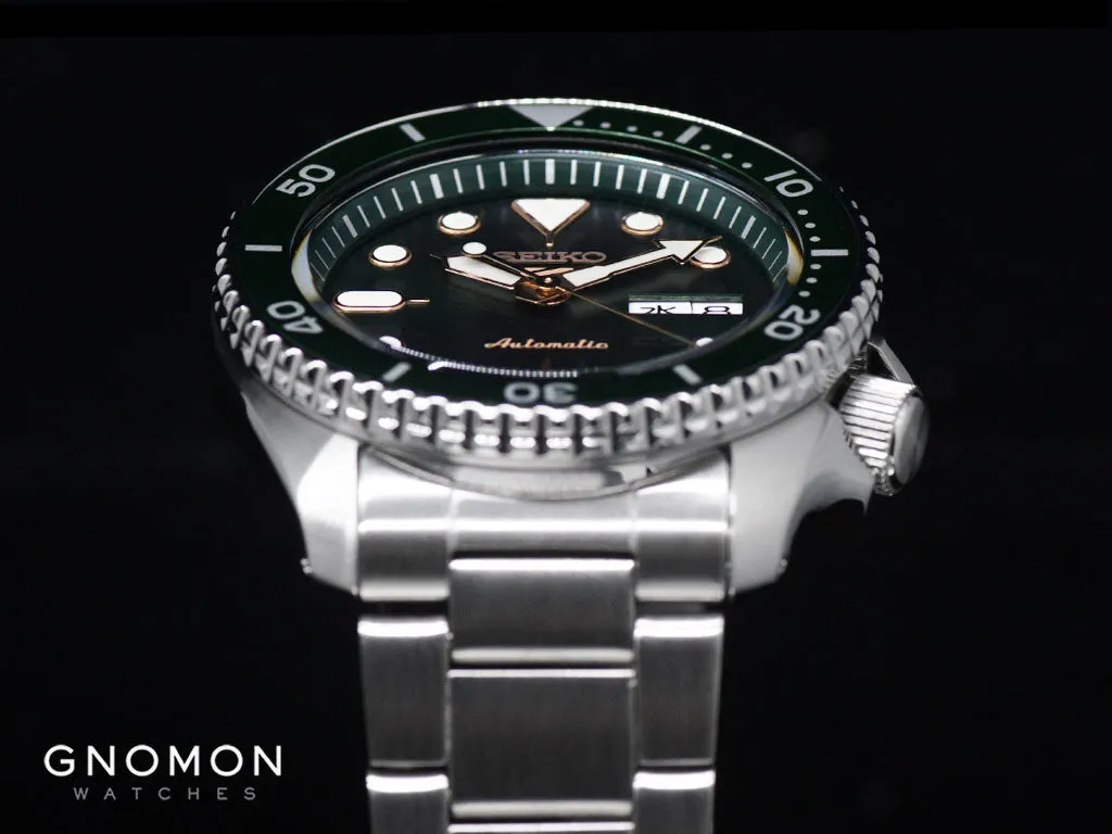 Seiko 5 Sports “Sports Style” Green Gilt Ref. SBSA013