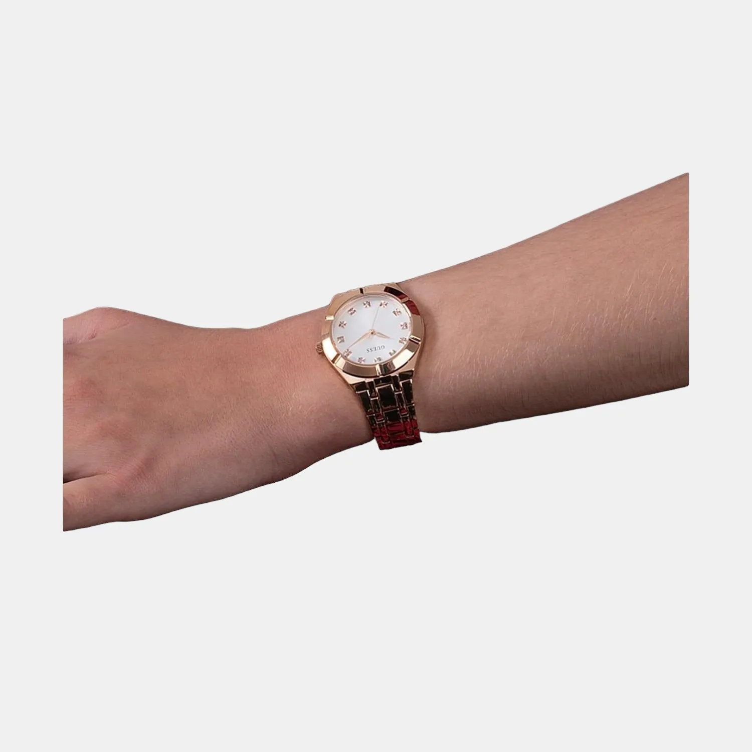 Women Analog Stainless Steel Watch GW0114L3